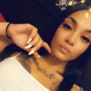 Meet your Posher, Ciara